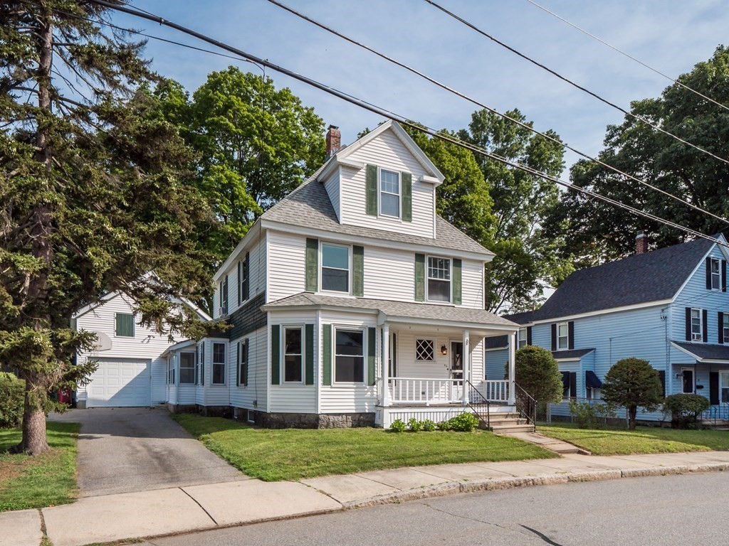 83 Midland Street, Lowell, MA 01851