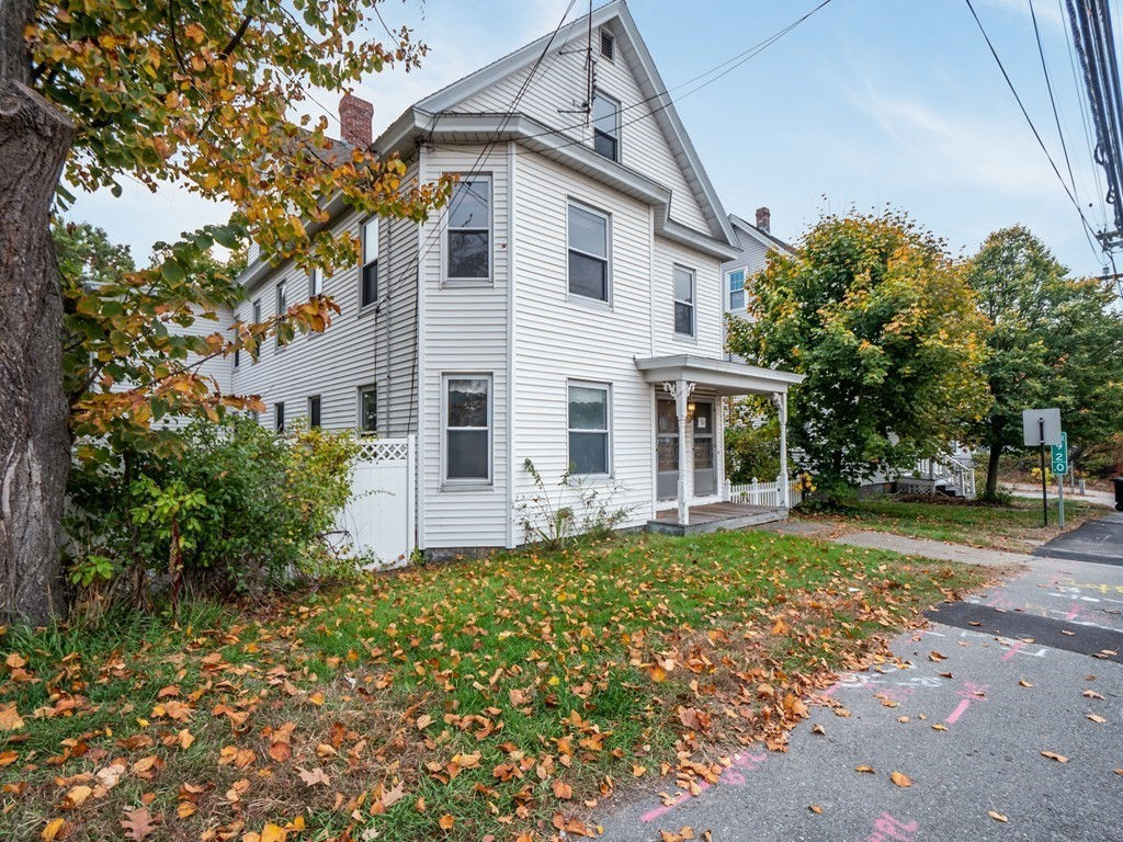 94-96 Princeton St, Chelmsford, MA 01863