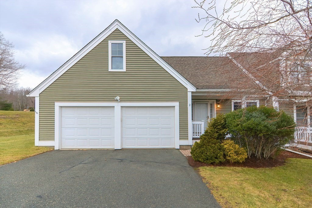 2 Jefferson CT 2, Uxbridge, MA 01569