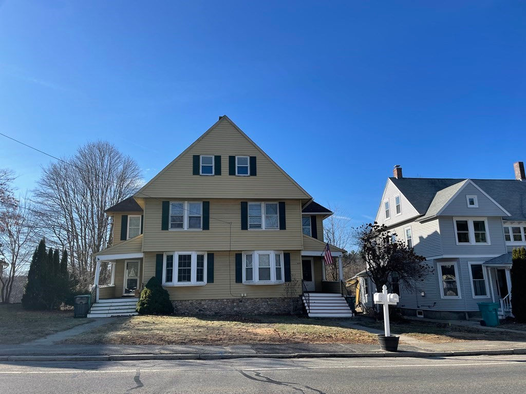 156 Main St B, Upton, MA 01568