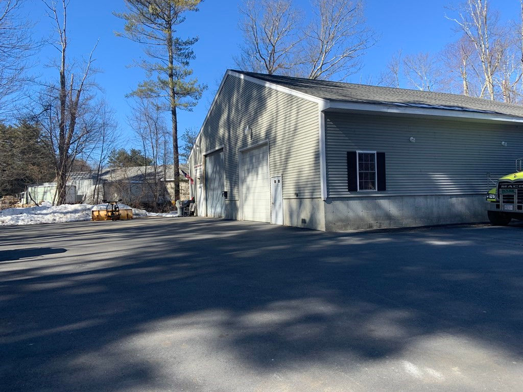 286-1/2 West St, Milford, MA 01757