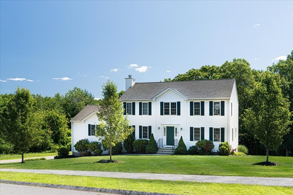 8 Paulette Way, Millville, MA 01529 is now new to the market! Afonso