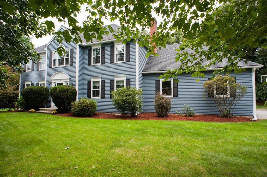 75 Heights Of Hill St, Northbridge, MA 01588
