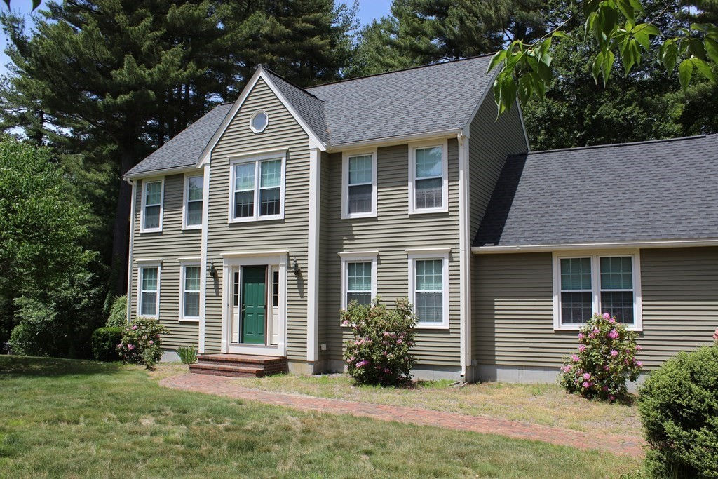 275 Pond, Hopkinton, MA 01748