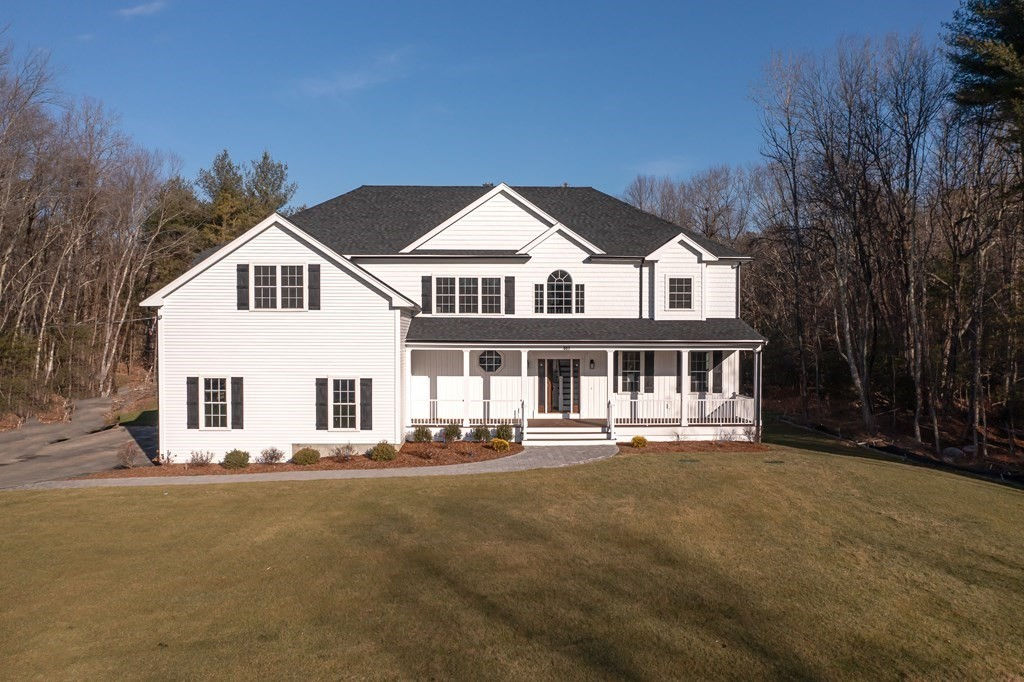 607 Prentice St, Holliston, MA 01746