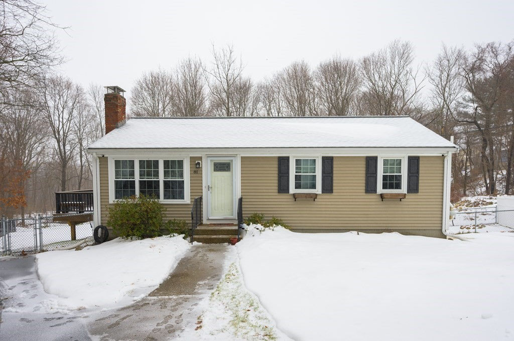 81 Whitman St, Weymouth, MA 02189