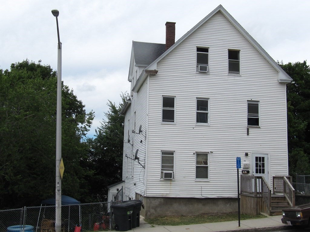 54 Rodney Street, Worcester, MA 01605