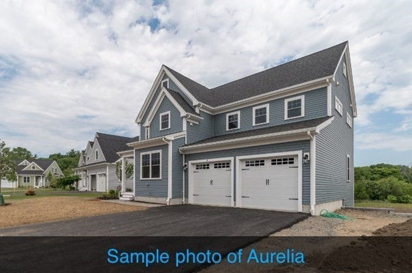 14 Dow Brook Circle Eua #27, Ipswich, MA 01938