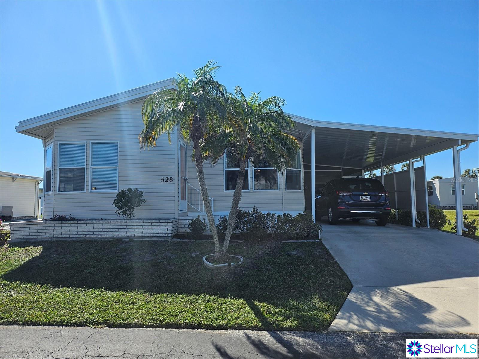 528 Walnut Circle, Venice, FL 34285