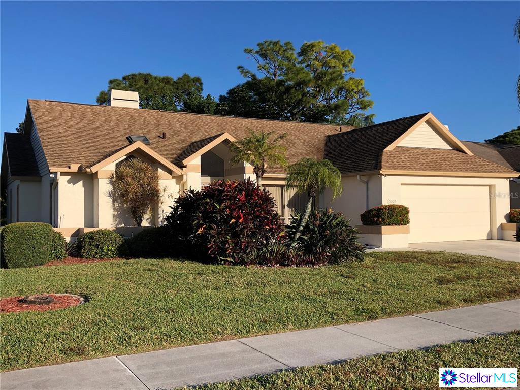 5005 Southern Pine Circle, Venice, FL 34293