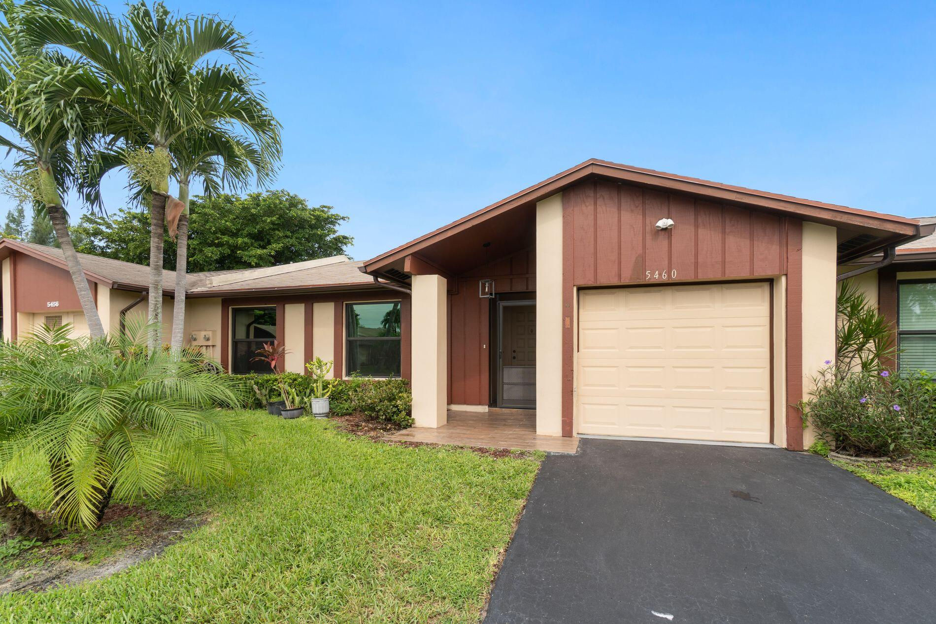 5460 Viburnum Circle, Delray Beach, FL 33484