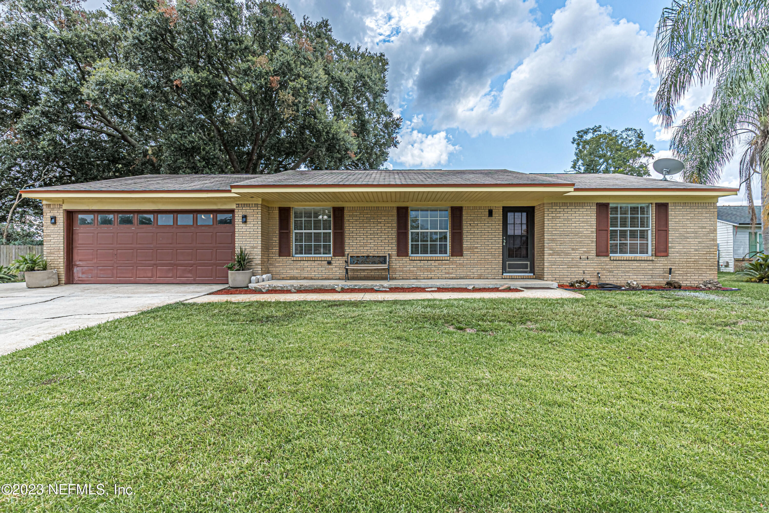 1717 Debbie Lane, Orange Park, FL 32073