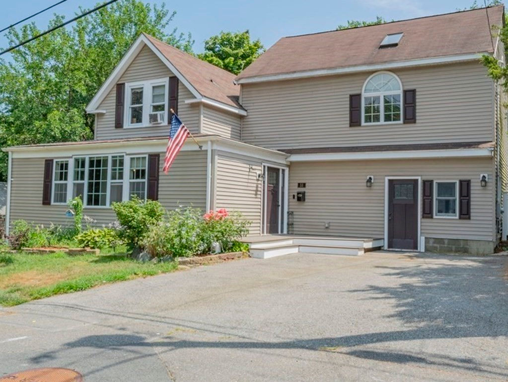 53 Friend St, Beverly, MA 01915