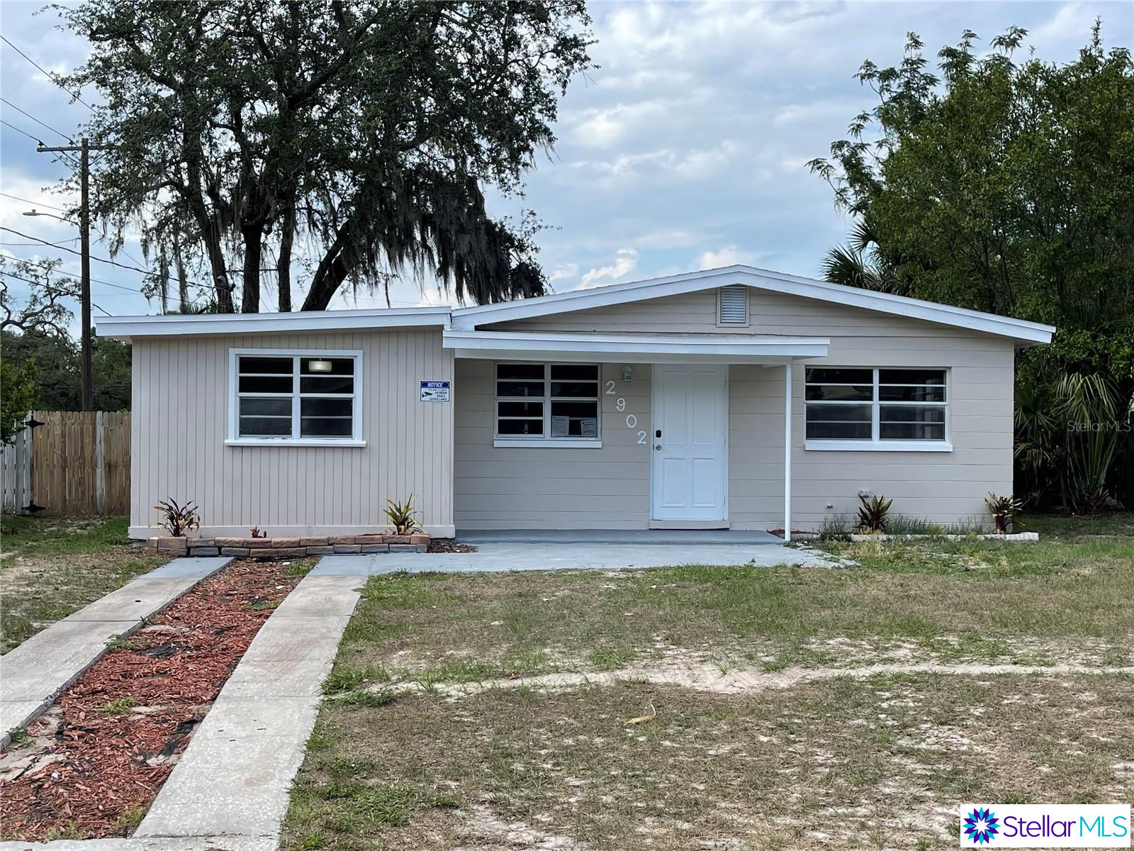 2902 E 97th Avenue, Tampa, FL 33612