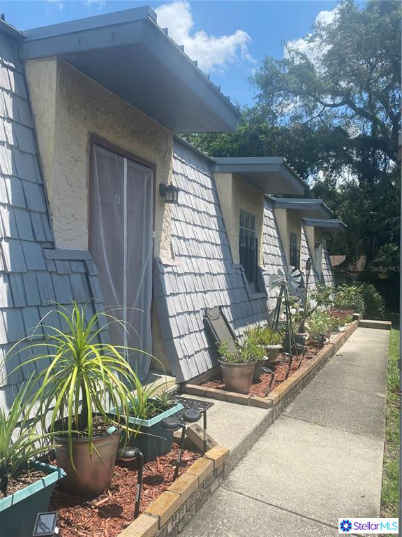 9213 N 13th Street, Tampa, FL 33612