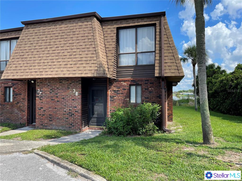 1836 N Crystal Lake Drive 38, Lakeland, FL 33801