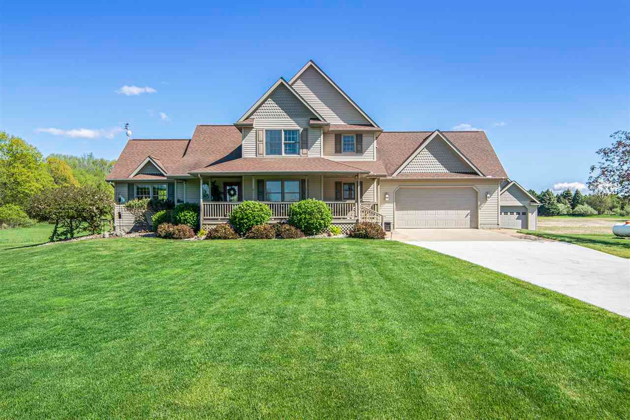 5640 Sandy Lane, Columbiaville, MI 48421