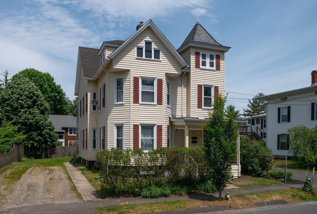 12 Munroe Street, Northampton, MA 01060