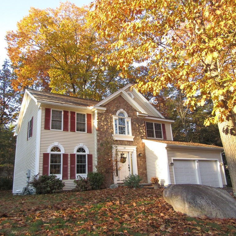 50 Ice Pond Drive, Northampton, MA 01060