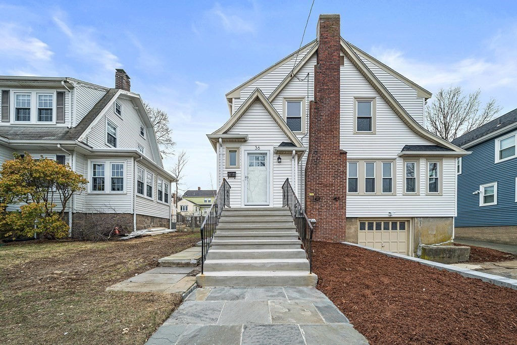 36 Hilltop St, Quincy, MA 02169