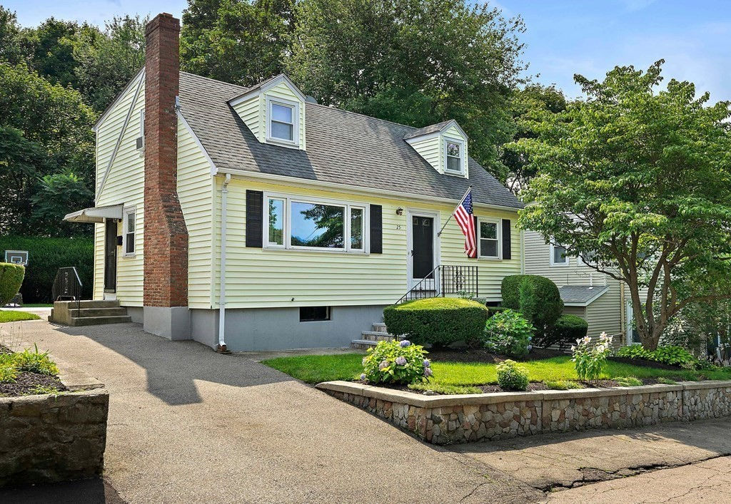 25 Trask Ave, Quincy, MA 02169