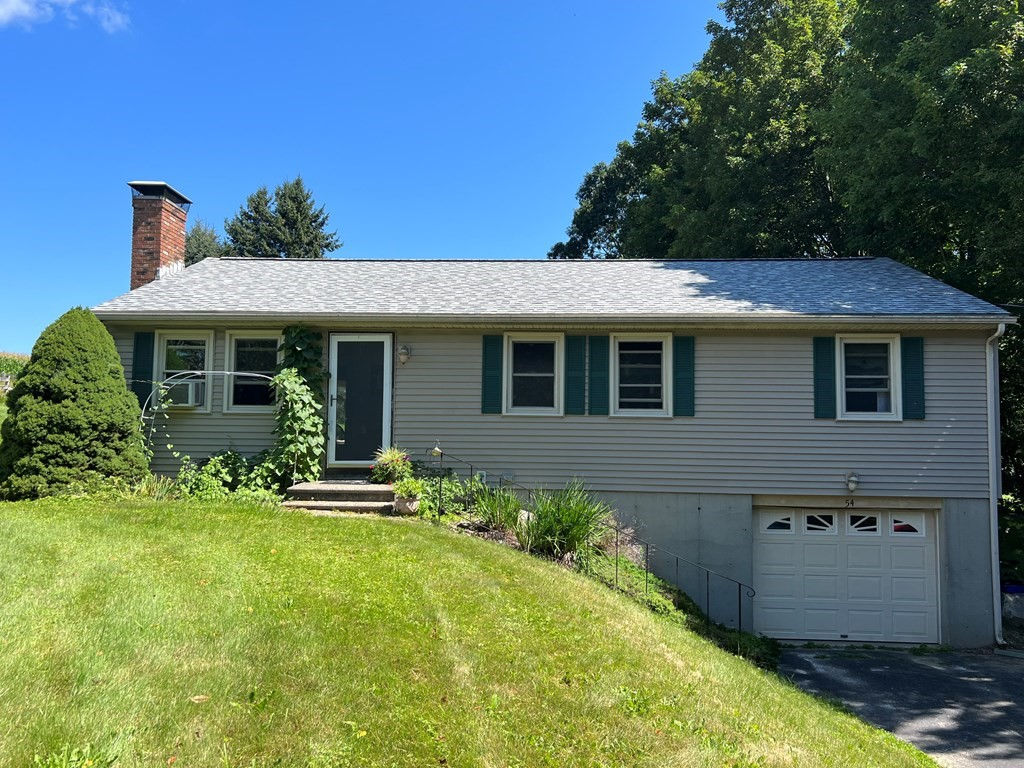 54 High Street, Holden, MA 01522