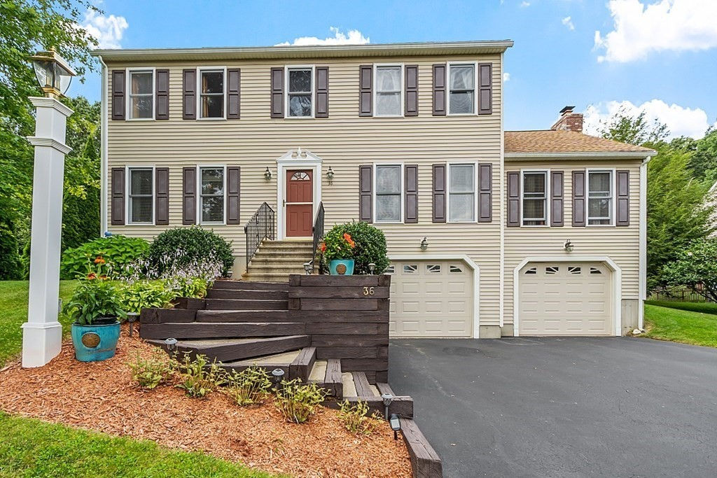 36 Meadow Ln, Grafton, MA 01536