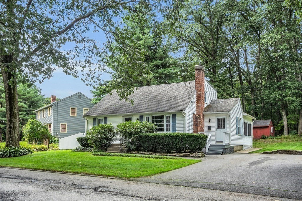 38 Hunting Ave, Shrewsbury, MA 01545