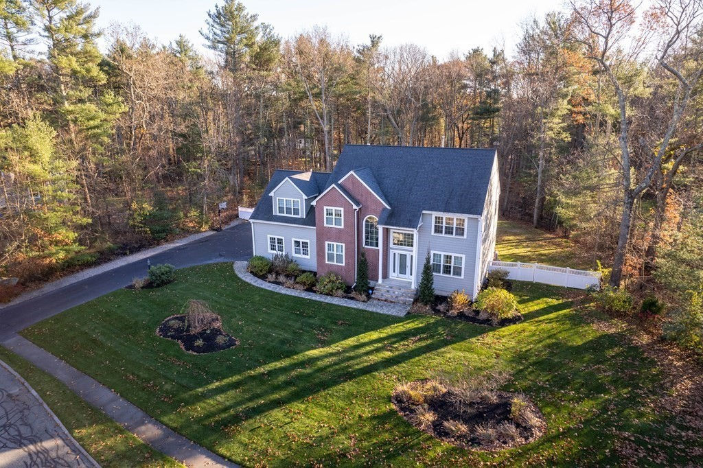 6 Cedar Ridge Ln, Mansfield, MA 02048