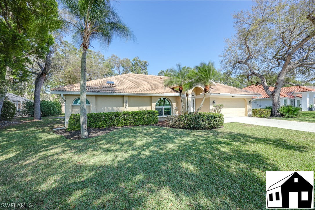 576 Henley Drive, Naples, FL 34104