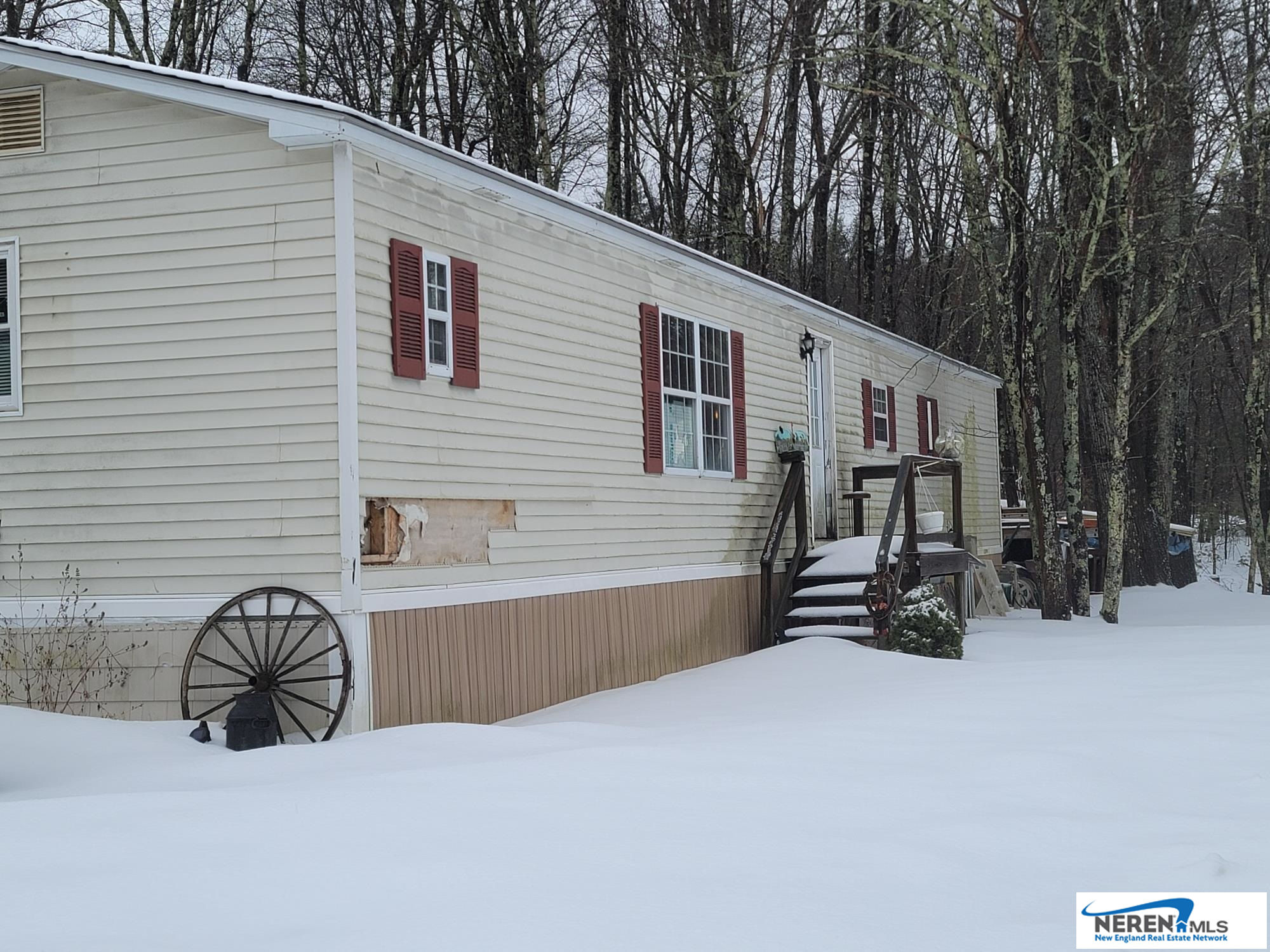 16 Breezy Acres Drive, Epsom, NH 03234