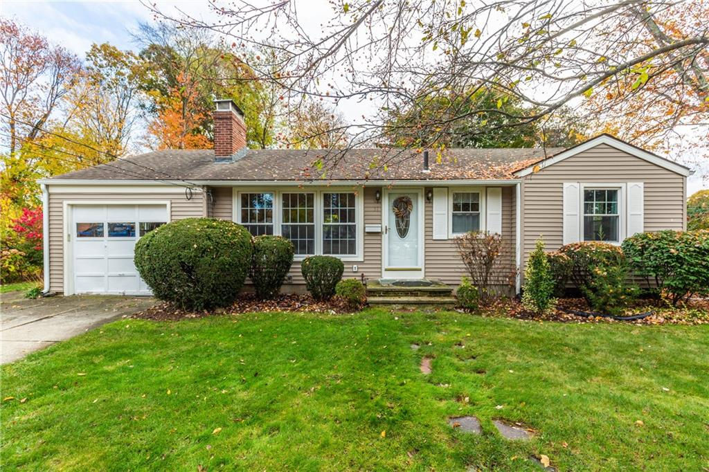 31 Cedarwood Drive, Cranston, RI 02920