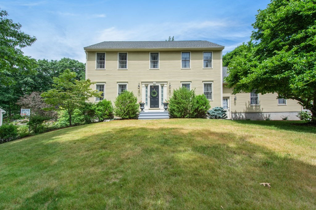 20 Wheelock Street, Shrewsbury, MA 01545