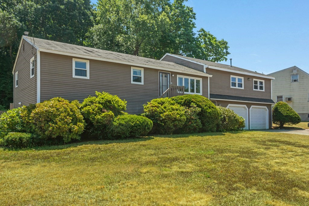 8 Superior Drive, Hudson, MA 01749