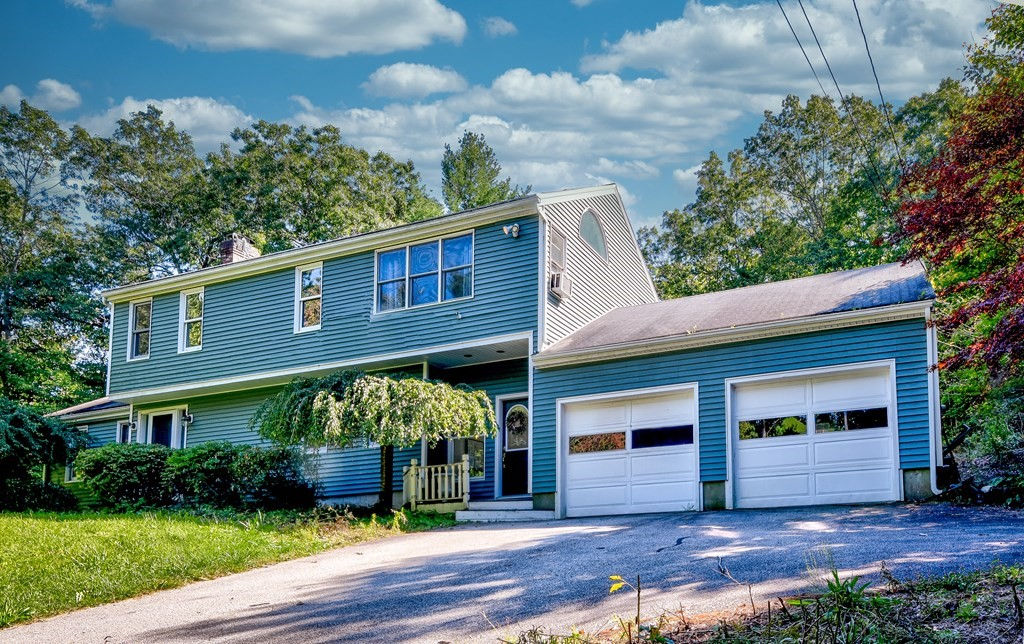 13 Dolge CT, Oxford, MA 01540