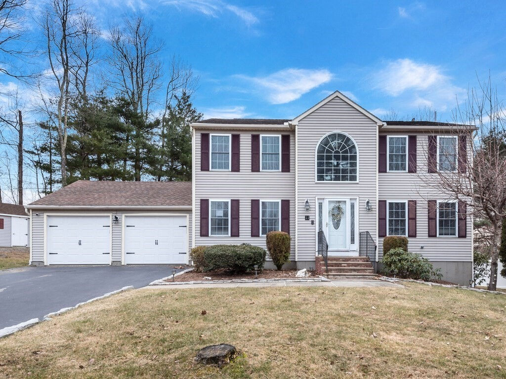 11 Sunnyside Rd, Auburn, MA 01501