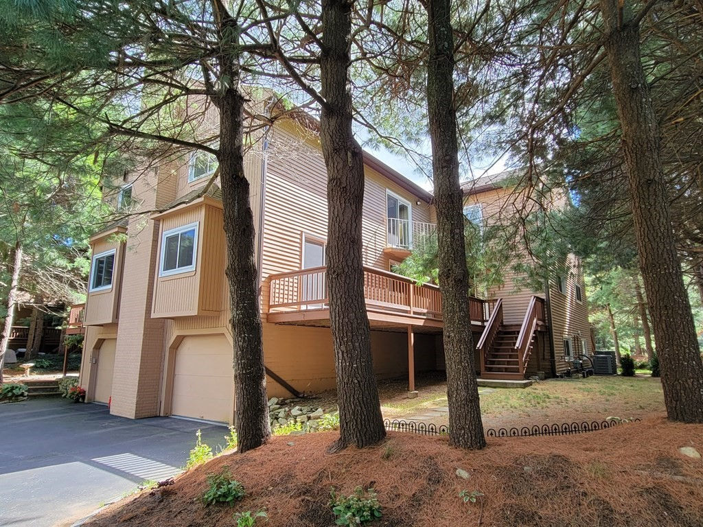 124 Captain Eames Circle 124, Ashland, MA 01721