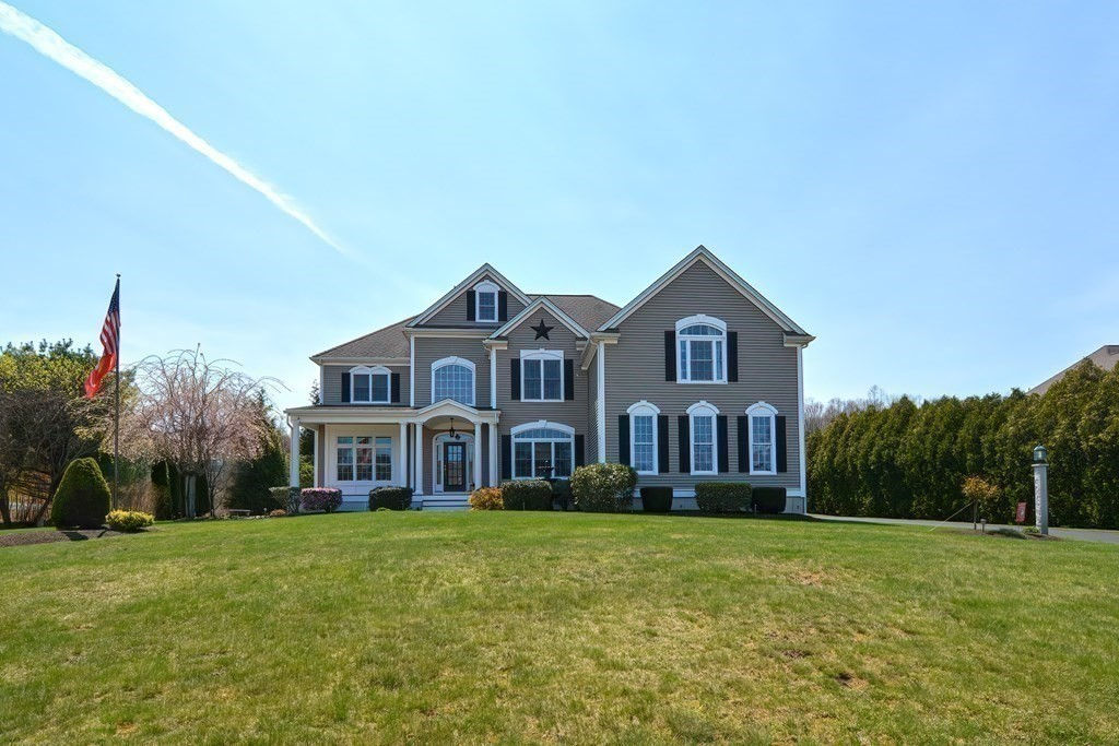 2 Dairy Drive, Upton, MA 01568