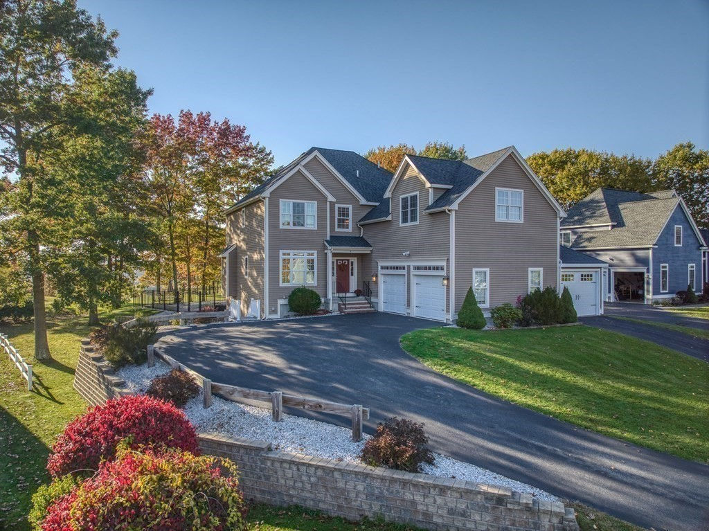 6 Silver Spruce Dr, Grafton, MA 01519