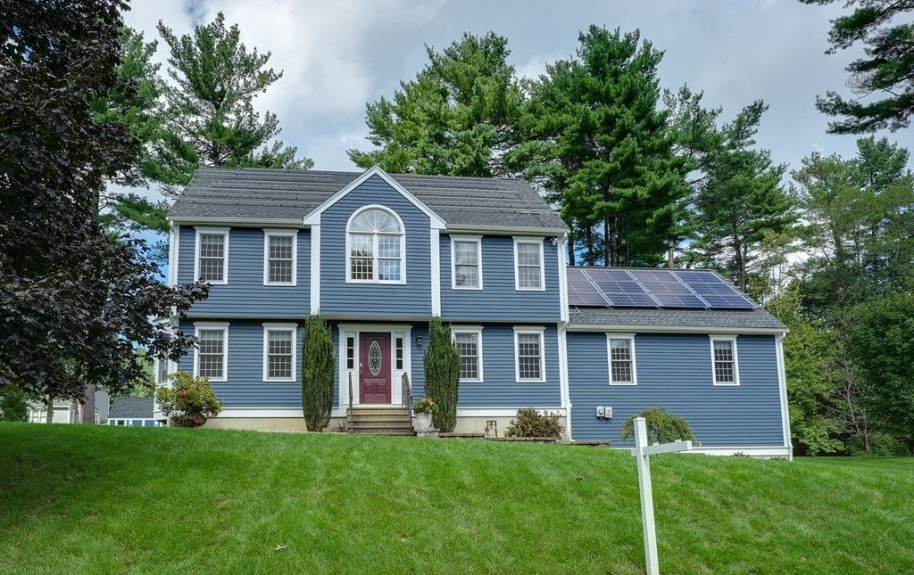 35 Blanchard Rd, Grafton, MA 01519