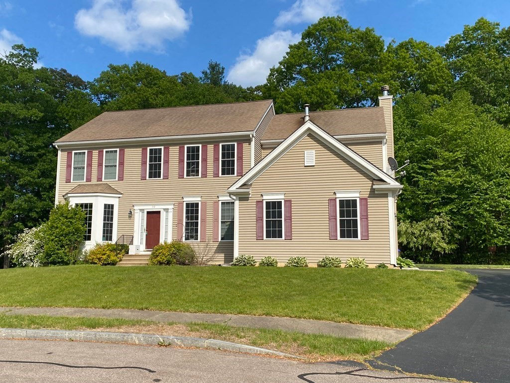 72 Aspen Ave, Grafton, MA 01560