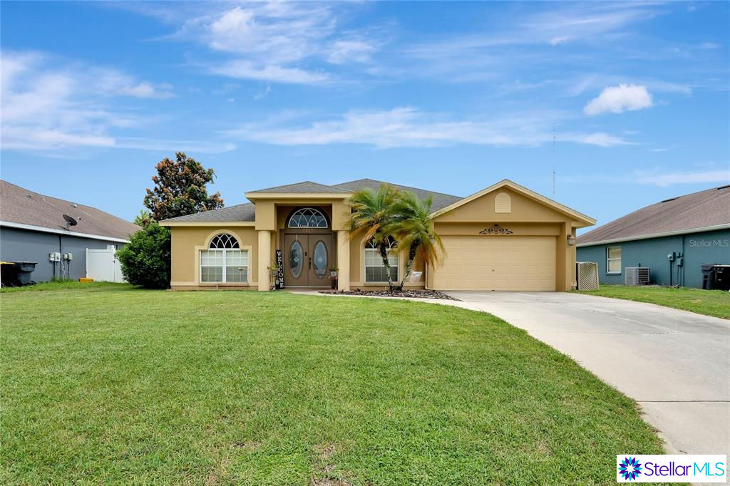 2327 Couples Dr, Lakeland, FL 33813