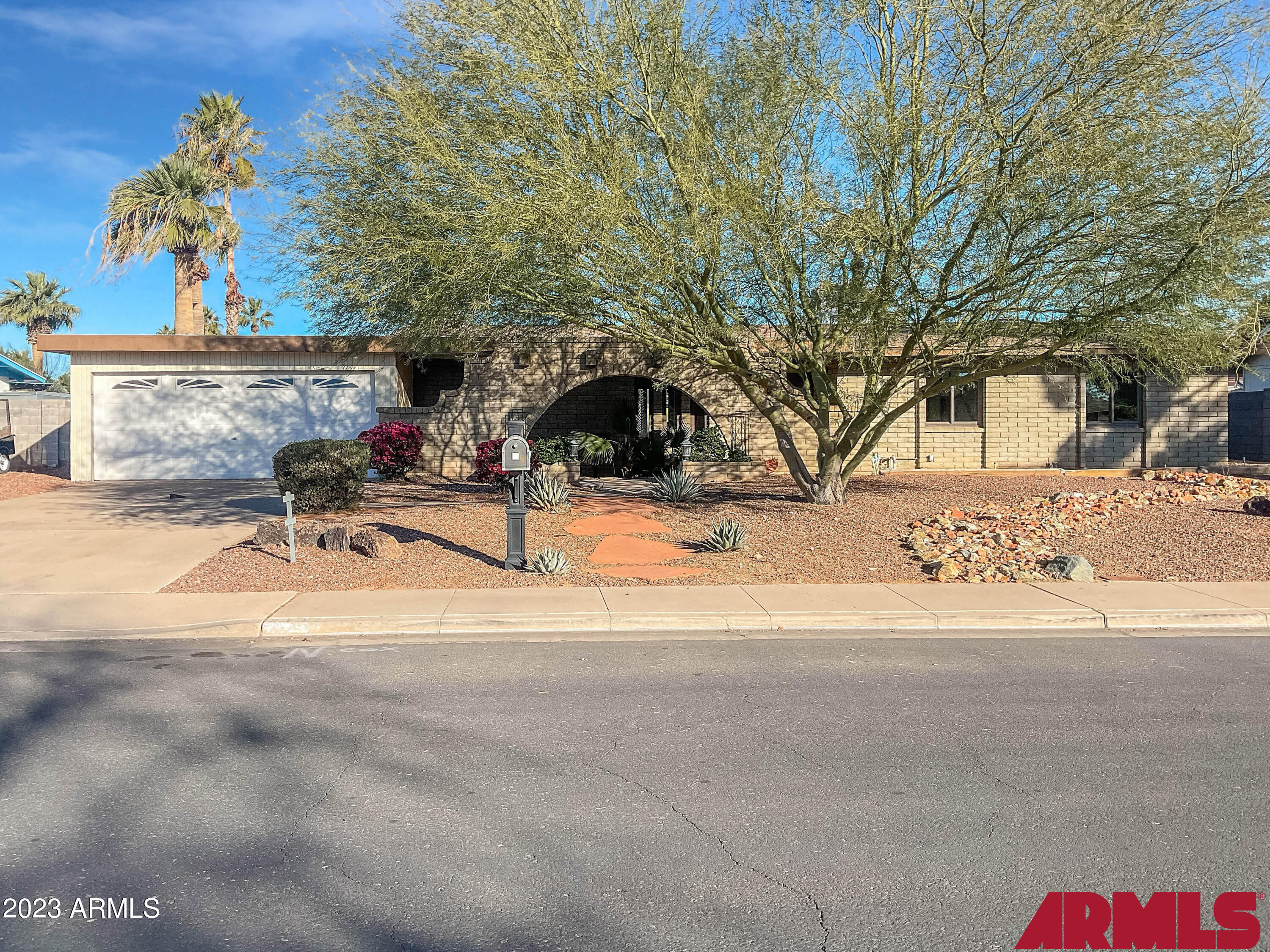 2142 E Evergreen Street, Mesa, AZ 85213