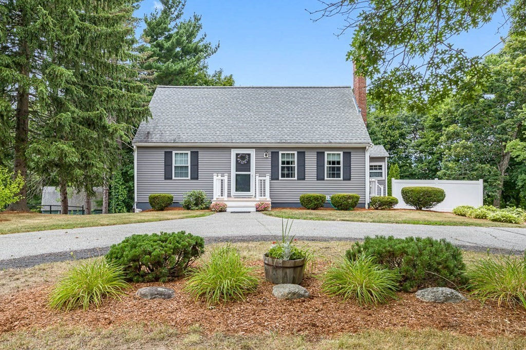 63 Muller Rd, Burlington, MA 01803