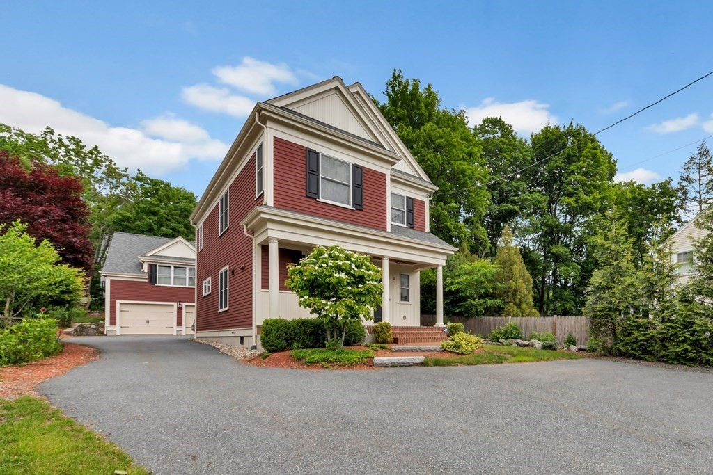 68 Woburn Street 68, Lexington, MA 02420