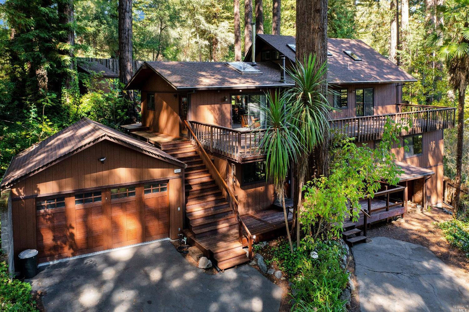 14355 Woodland Drive, Guerneville, CA 95446