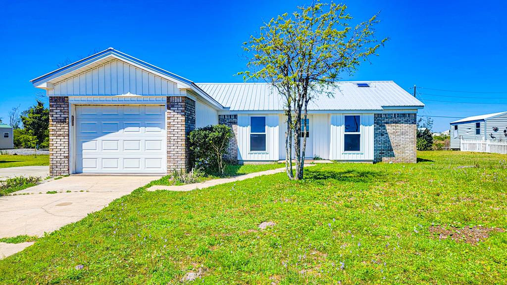 311 Hatley Dr, Mexico Beach, FL 32456