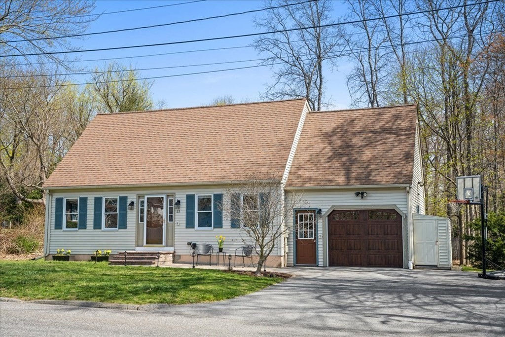 25 Hapgood Way, Shrewsbury, MA 01545