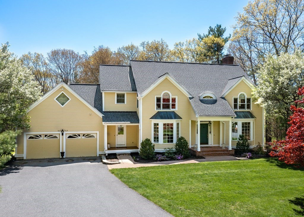 12 Woodstone Rd, Northborough, MA 01532