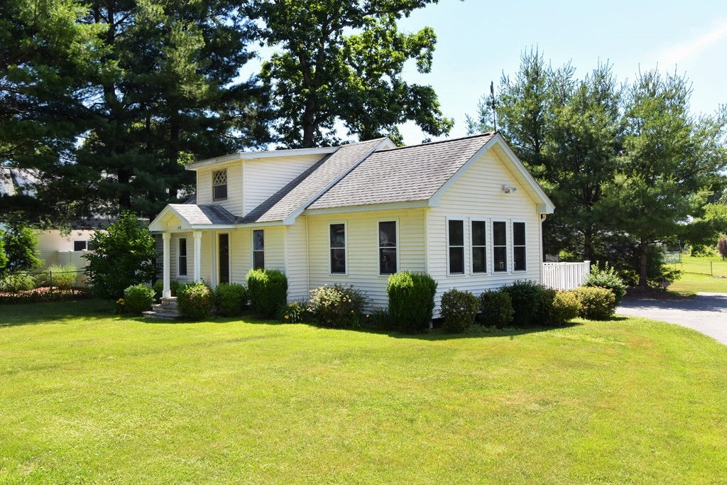 473 Oak St, Shrewsbury, MA 01545